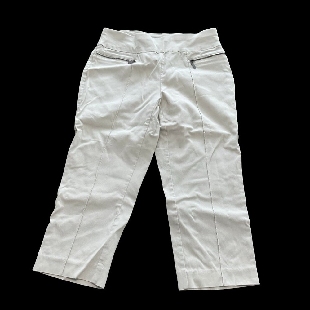 Beige Capri Pant w/ Crease Detail